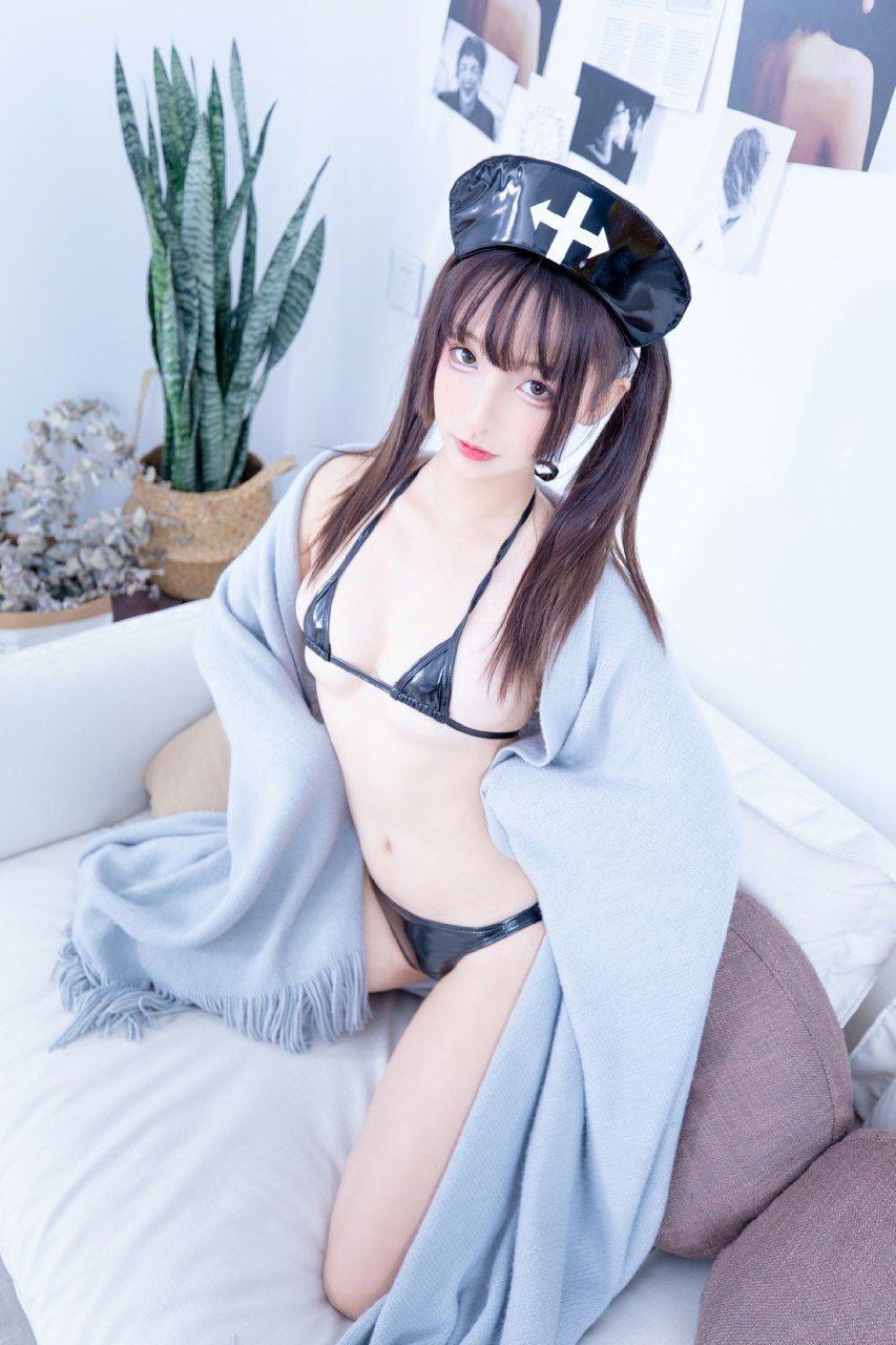 亚洲欧美综舍色