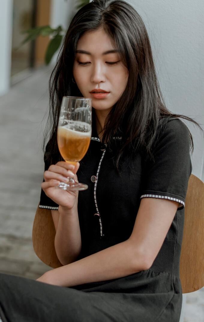 在线 亚洲 午夜 不卡